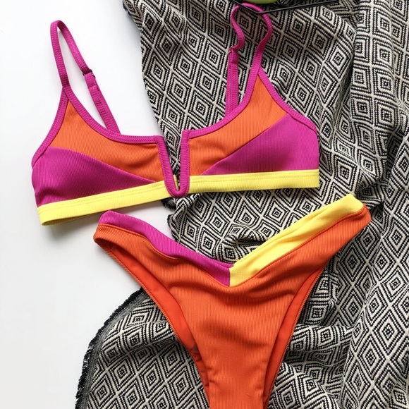 bathing suit top and bottom shein - Picture 3 of 3